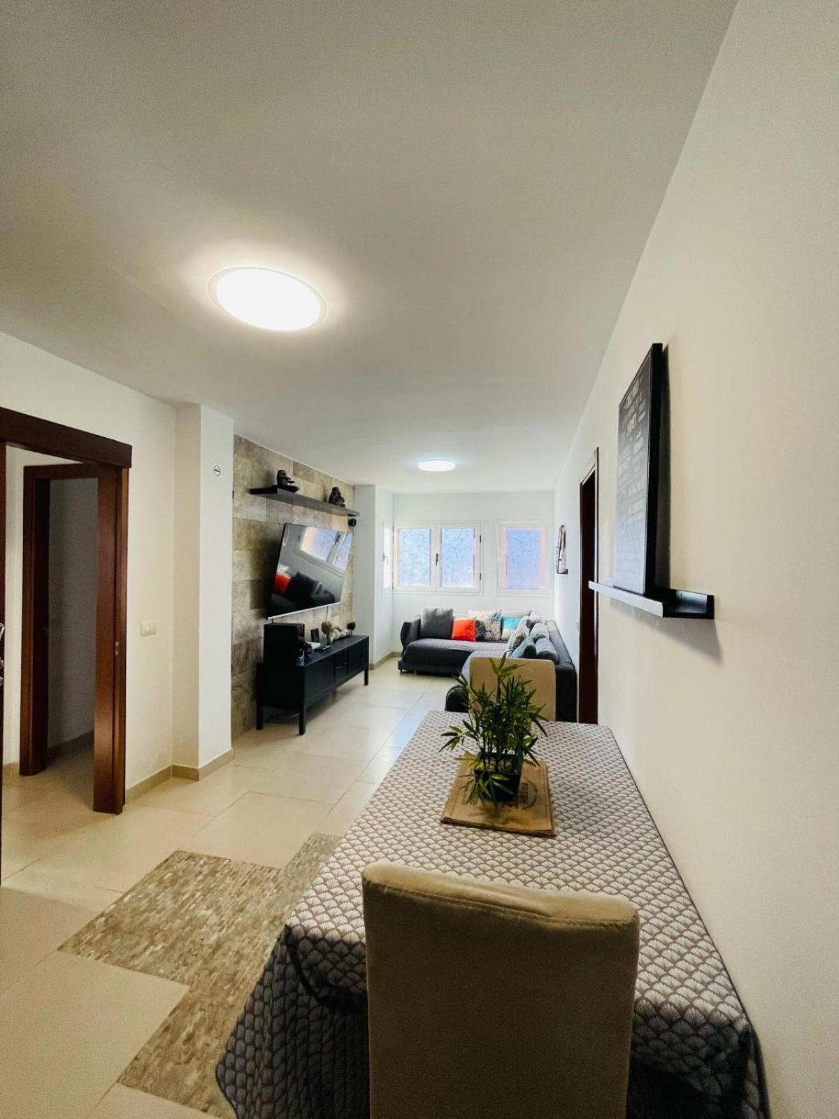 Piso Familiar Centrico Campillo Villa เตลเด ภายนอก รูปภาพ